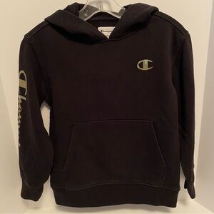 Champion boy's long sleeve black sweatshirt hoodie size XS (5-6)